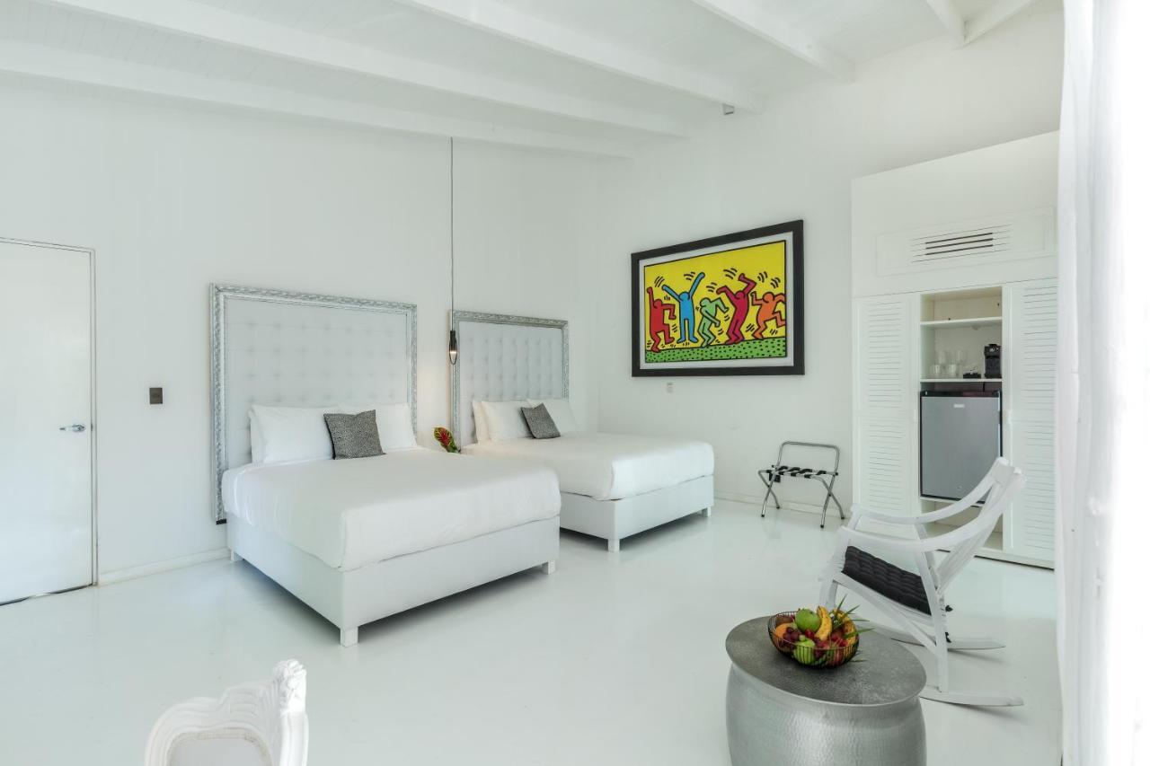 מאל פאיס Gigi Brown Beachfront Santa Teresa מראה חיצוני תמונה