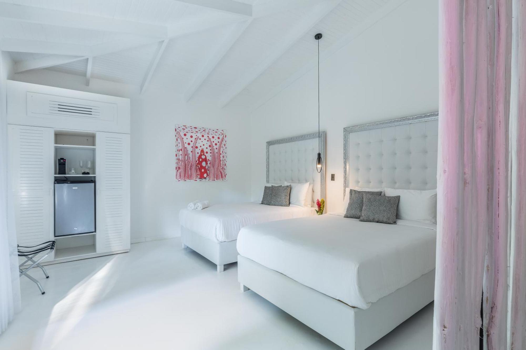 מאל פאיס Gigi Brown Beachfront Santa Teresa מראה חיצוני תמונה