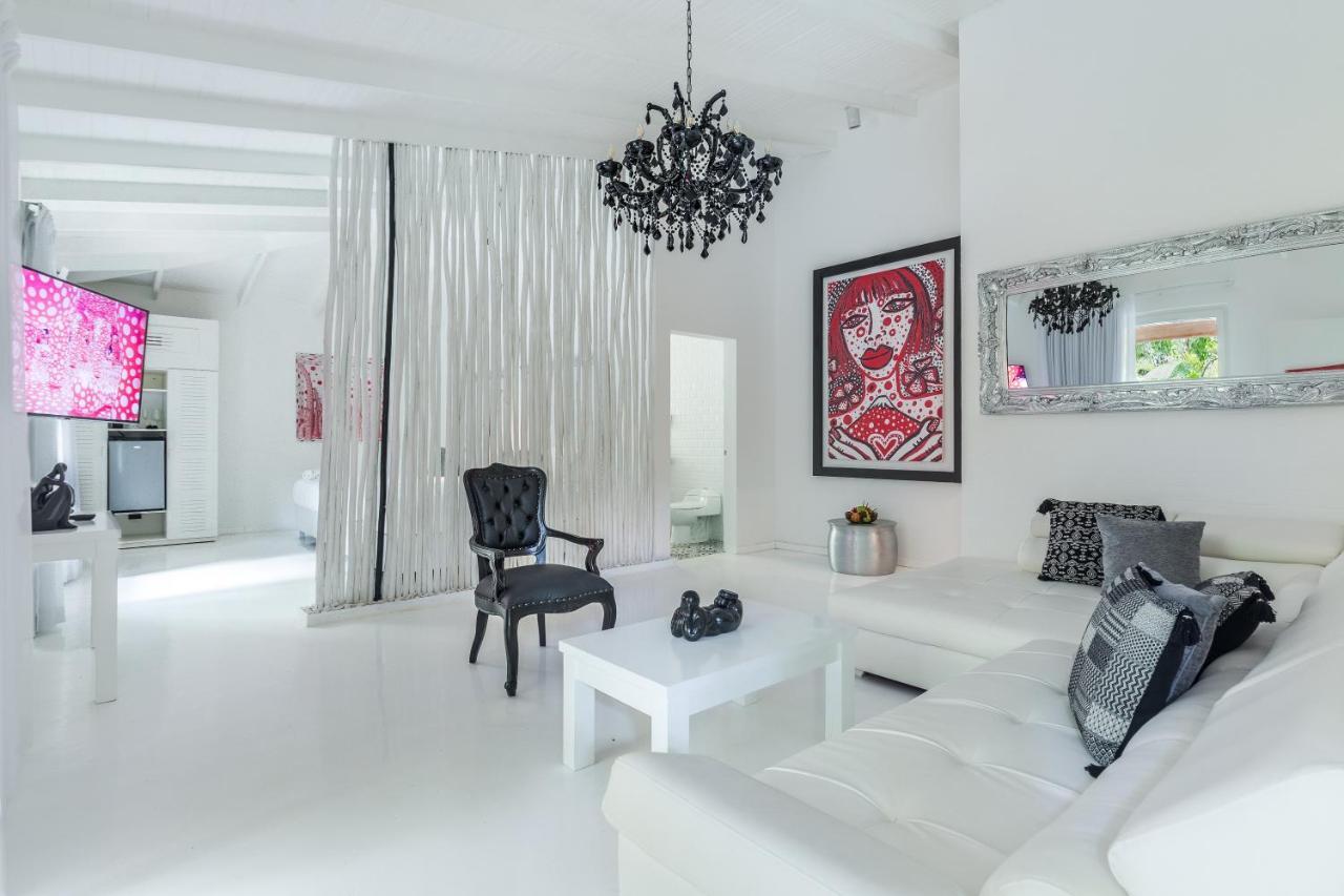 מאל פאיס Gigi Brown Beachfront Santa Teresa מראה חיצוני תמונה