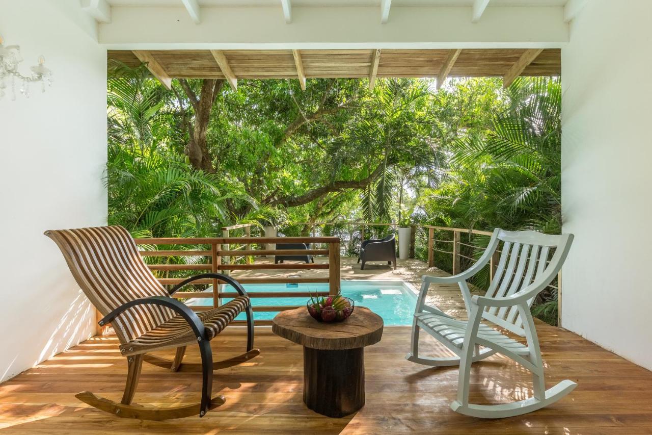 מאל פאיס Gigi Brown Beachfront Santa Teresa מראה חיצוני תמונה